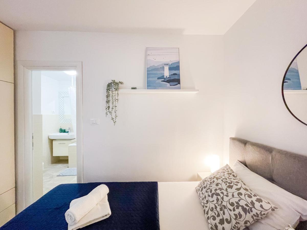 Apartment Zenta With Free Private Parking Split Exteriör bild