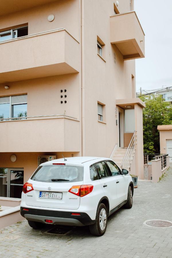 Apartment Zenta With Free Private Parking Split Exteriör bild