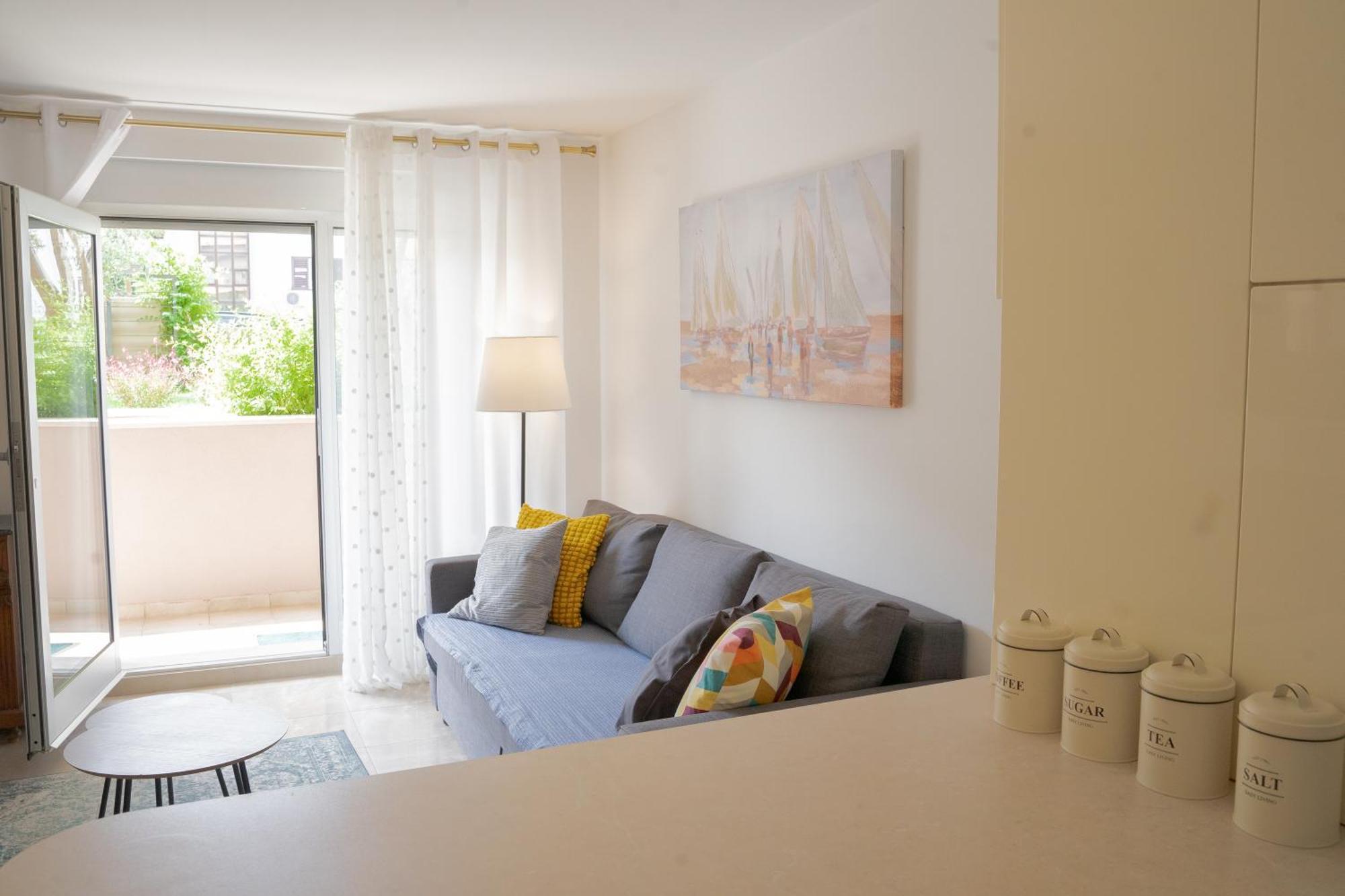Apartment Zenta With Free Private Parking Split Exteriör bild
